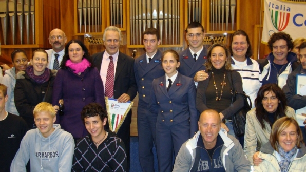 I NOSTRI STUDENTI E LA PROF. PETRONI