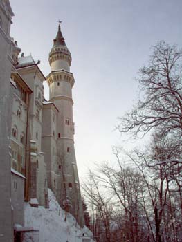 25-castello